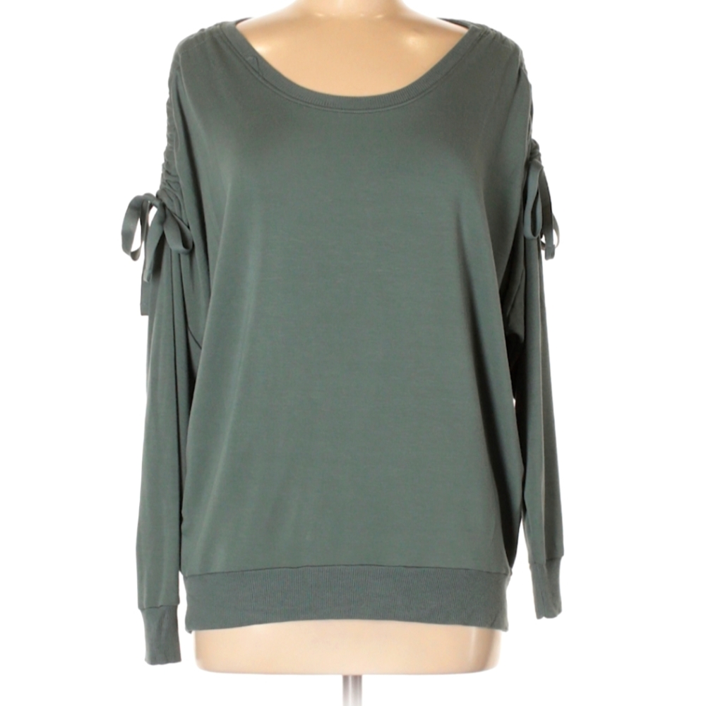 Xersion active wear sweatshirt
